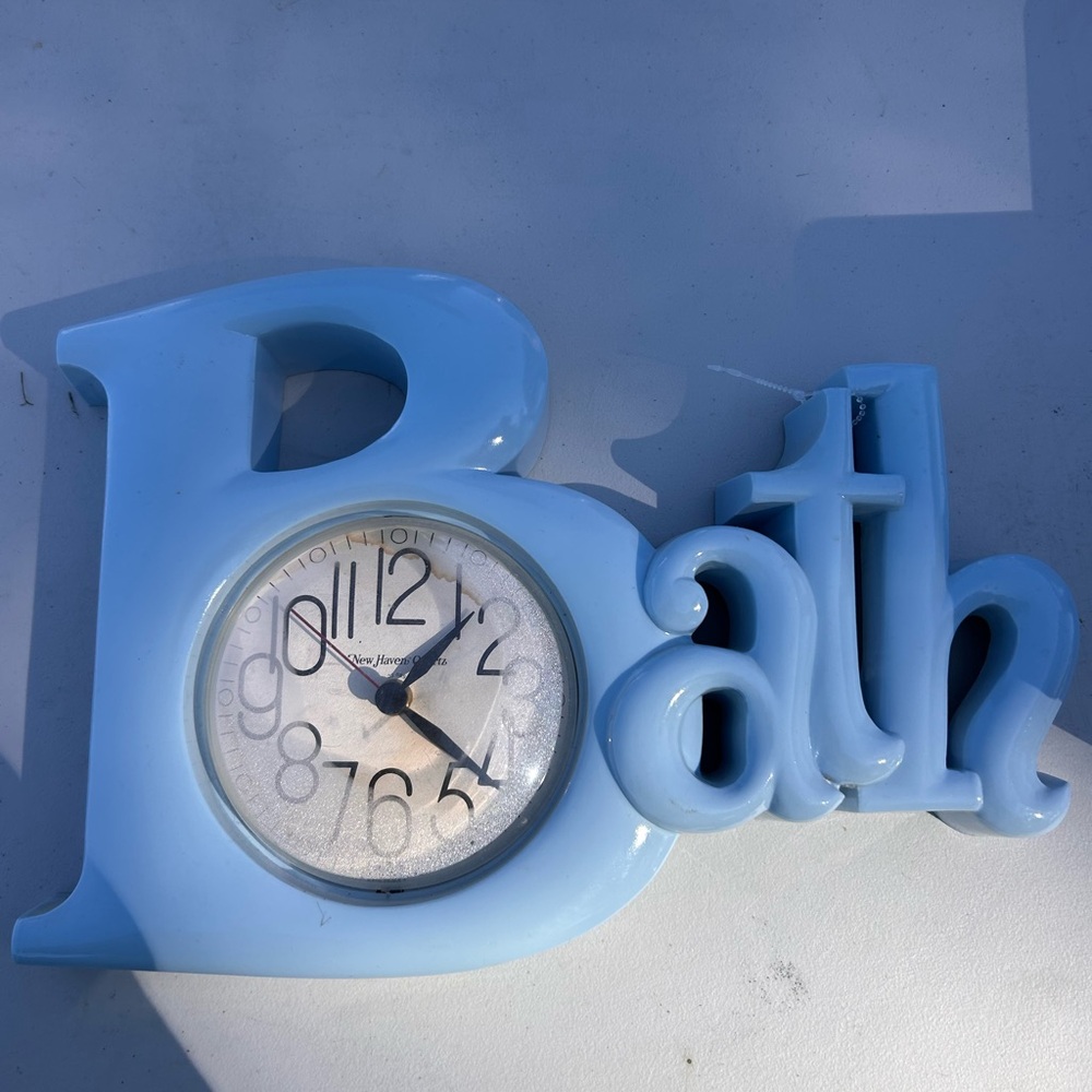90s Bath Sign
